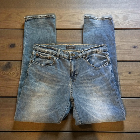 Aeropostale Light Blue Men's Straight Jeans - Picture 1 of 6